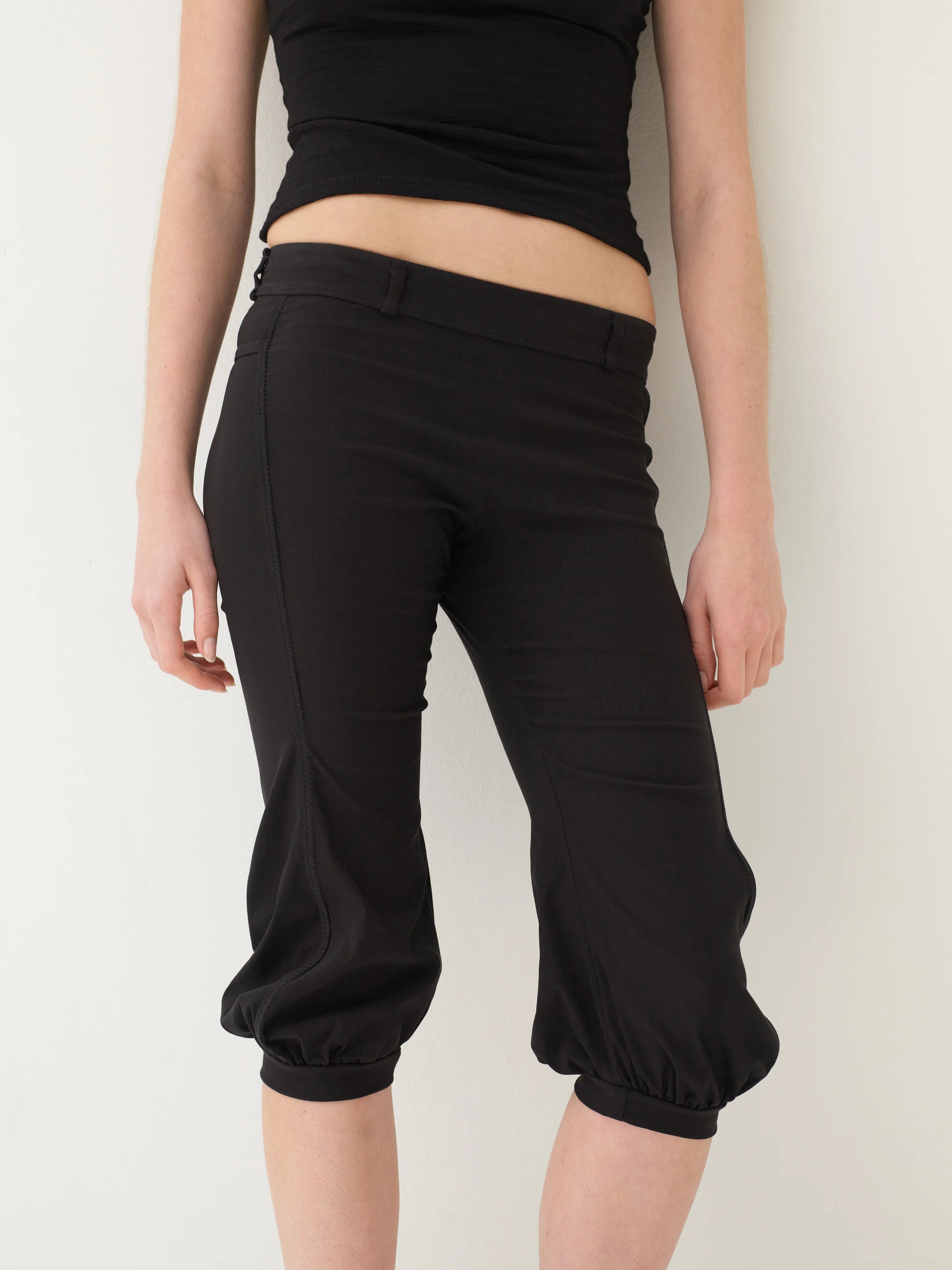 Emily Watson - Toque Panelled Capri Trouser - Black