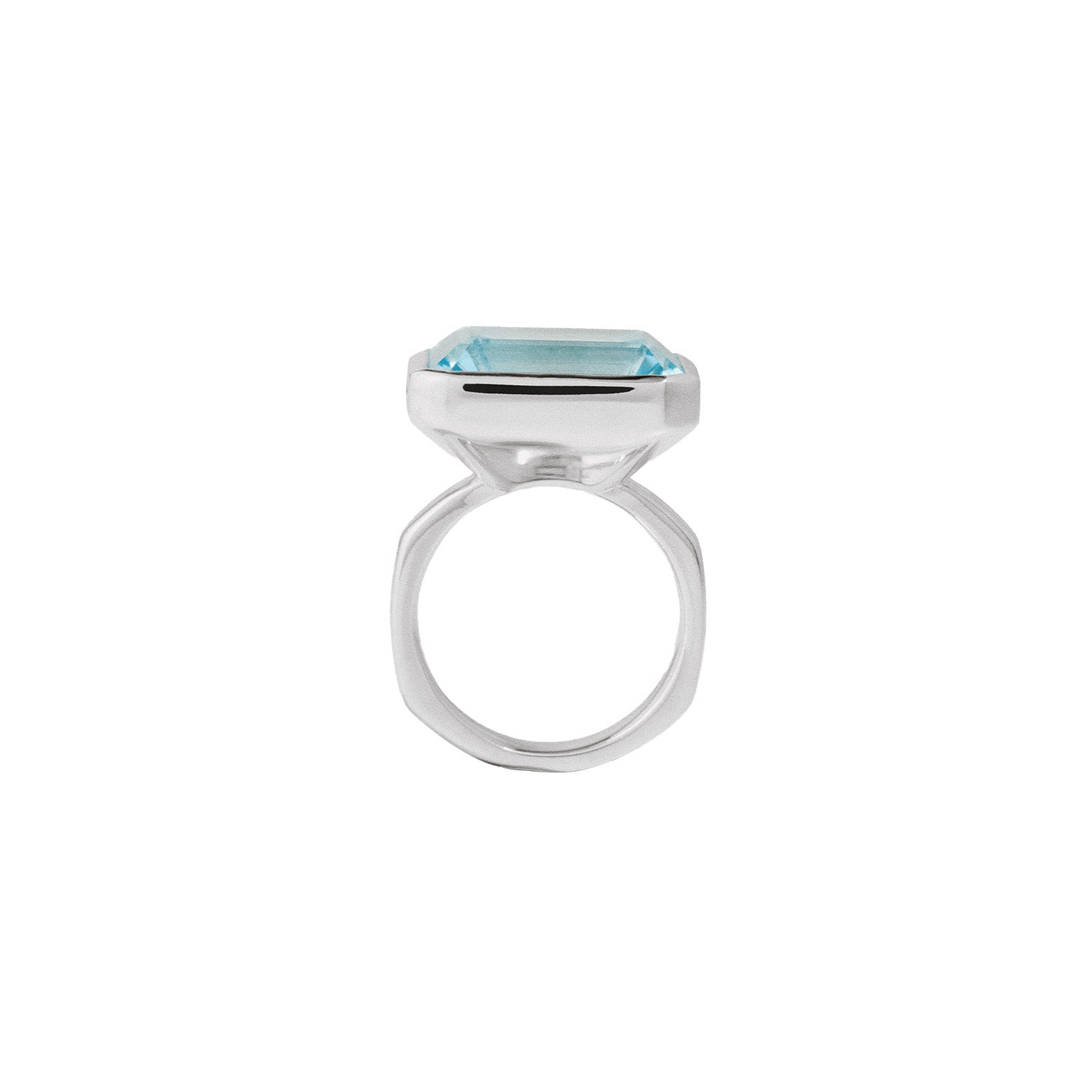 laura miers bezel set emerald cut light blue topaz gemstone ring in sterling silver