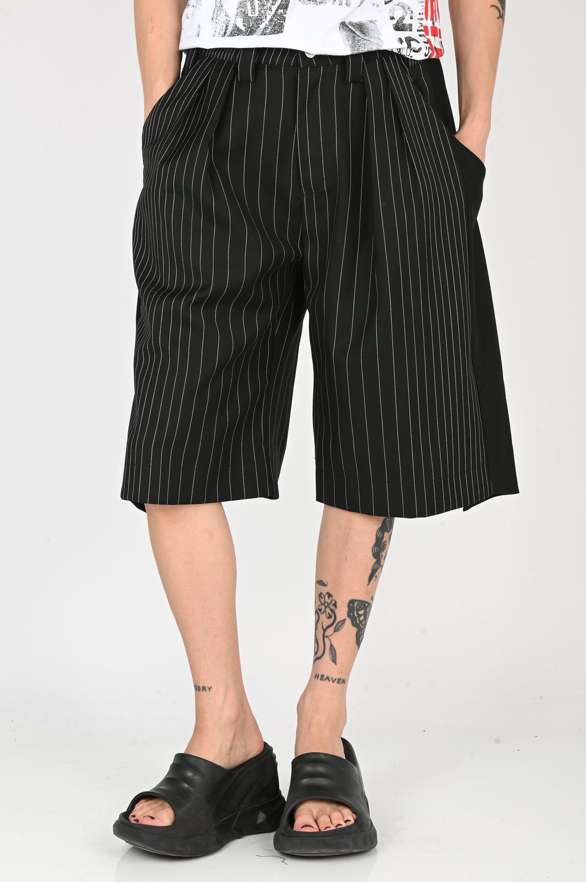 ASAU - Tux Pin Short - Black/White Pinstripe