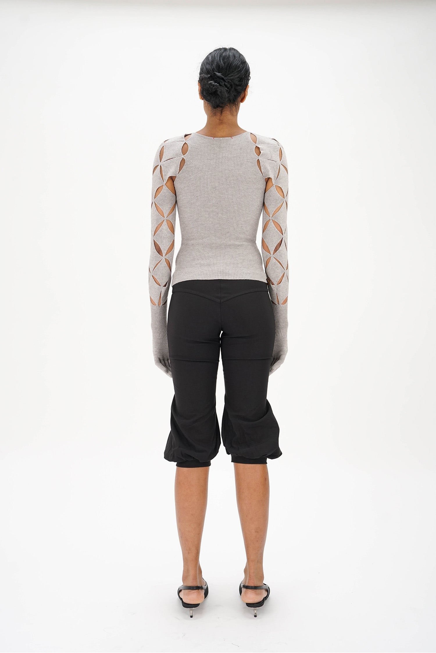 Isa Boulder - Argyle Sleeve Top - Light Grey