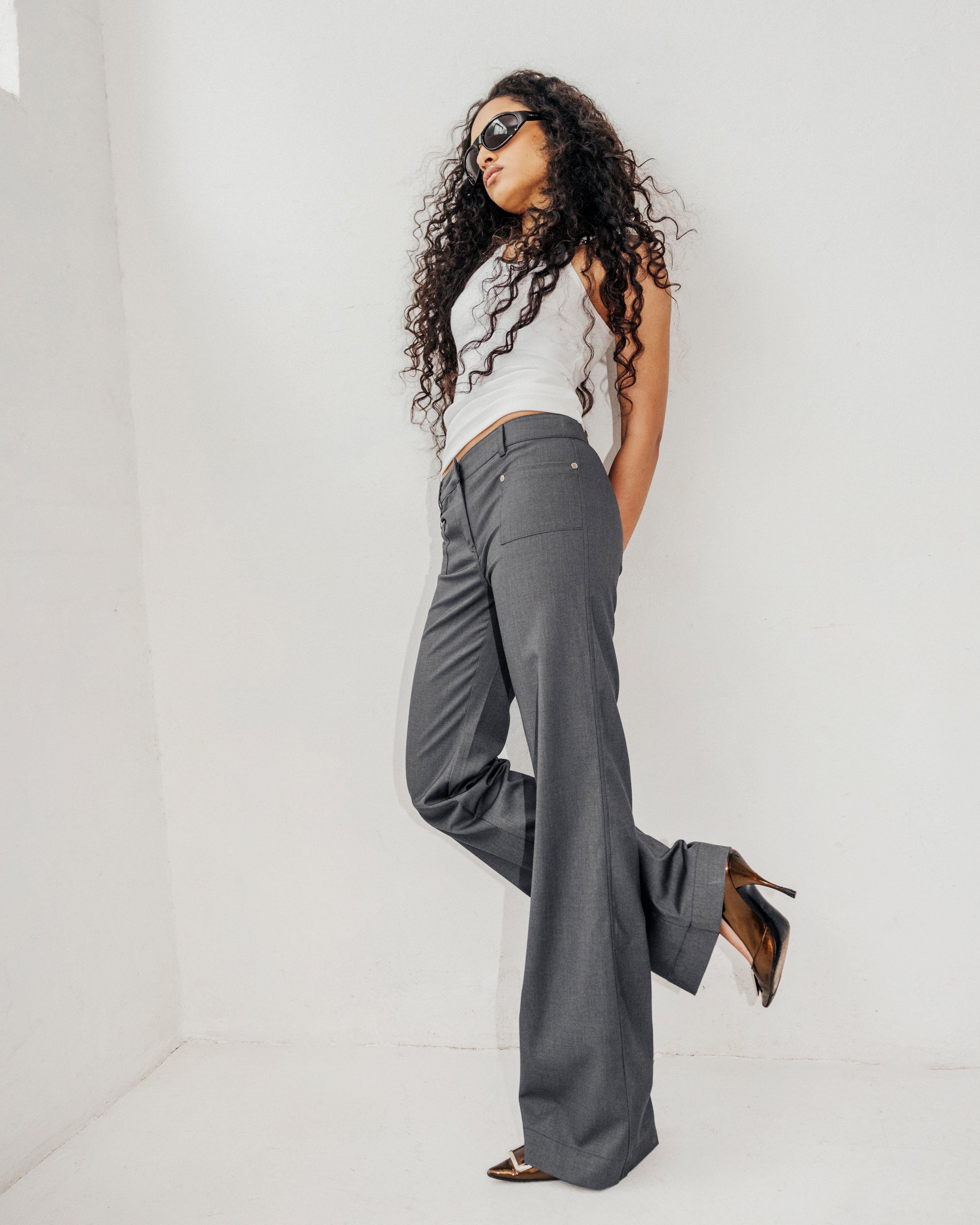 ESS.BEE - Bootcut Trouser - Grey