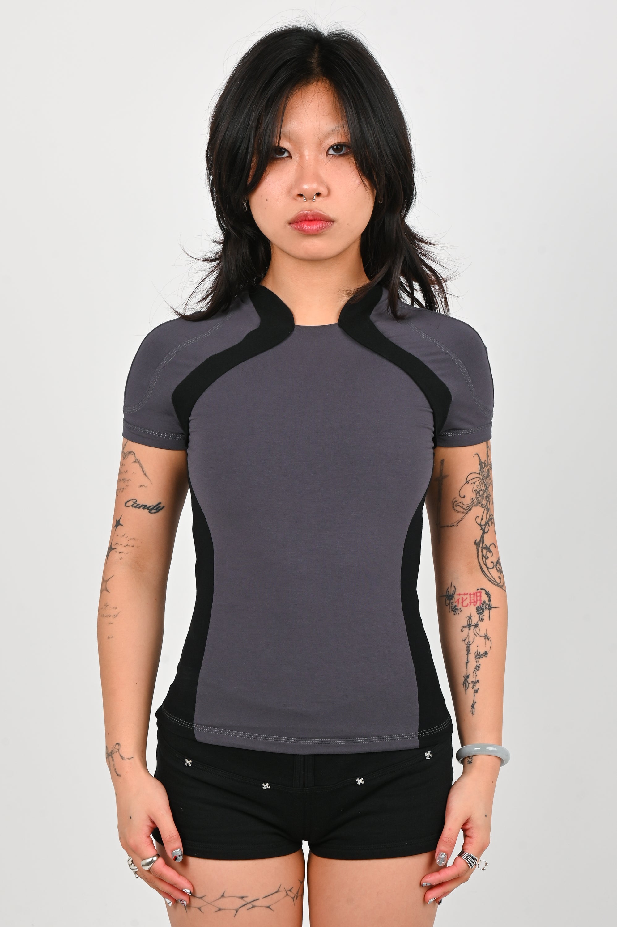 TOILÈ STUDIOS - Reversible Baby Tee - Charcoal