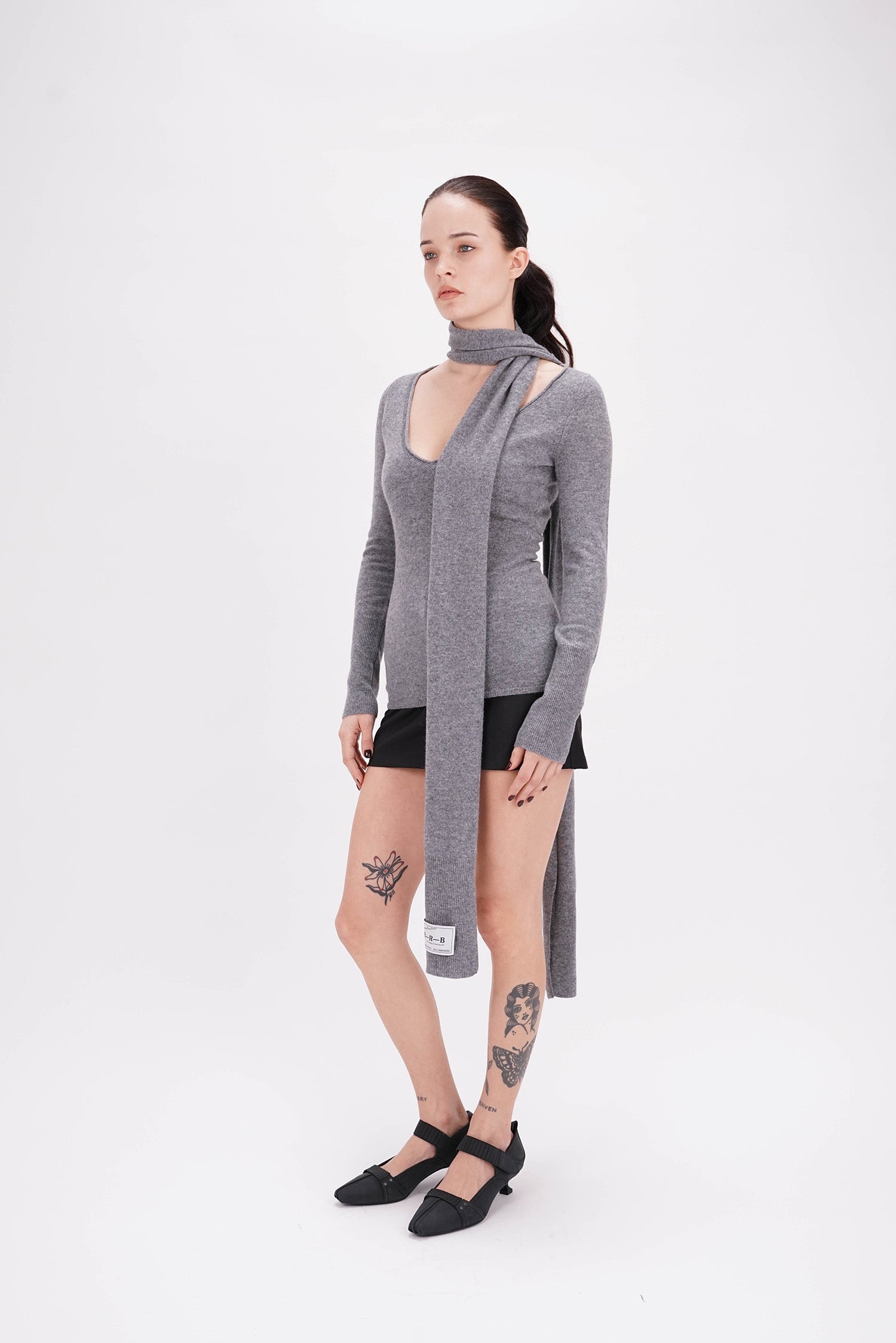 Be Right Back - Retired Cheerleader V-Neck Knit - Mid Grey