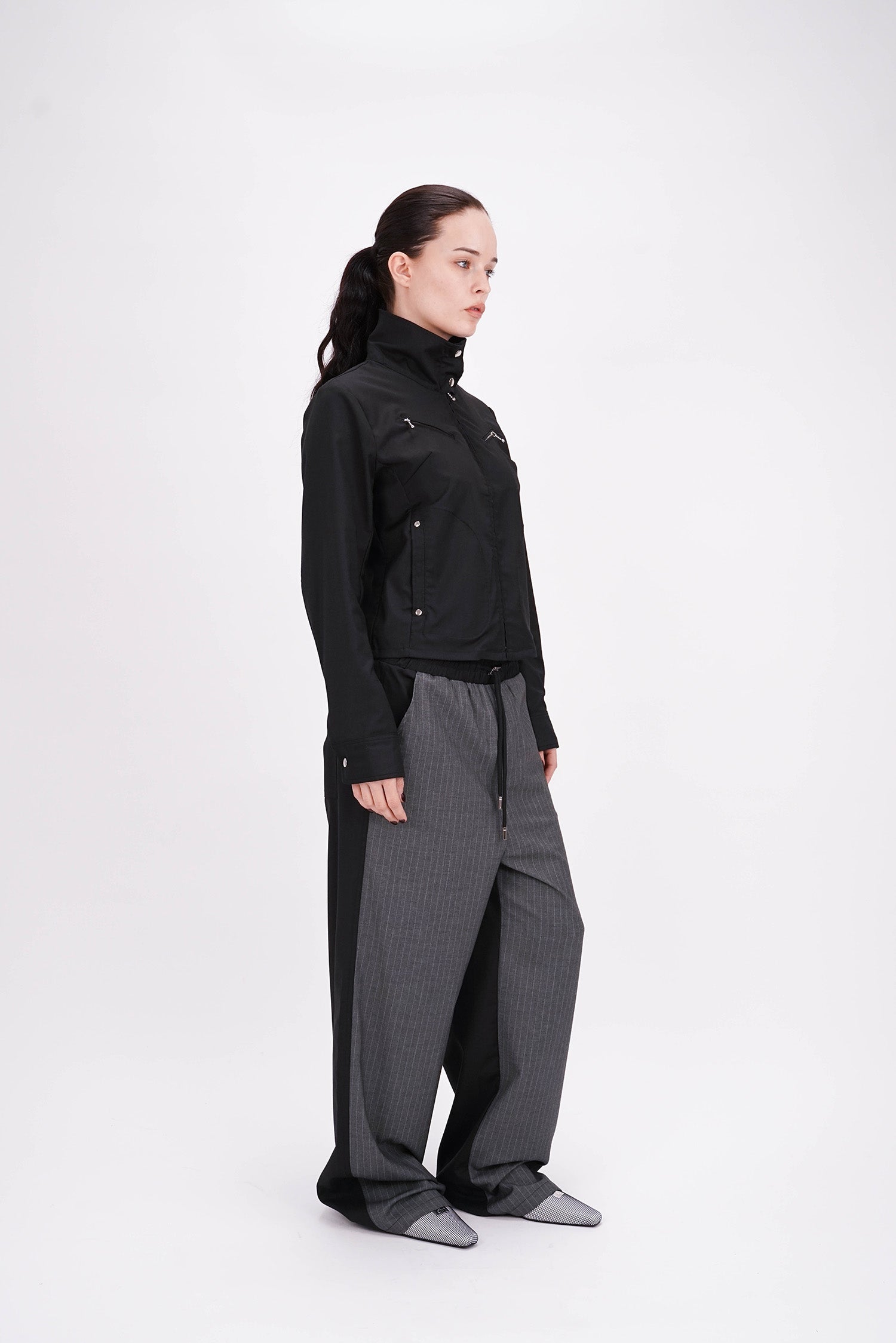 ESS.BEE - Tracksuit Jacket - Black