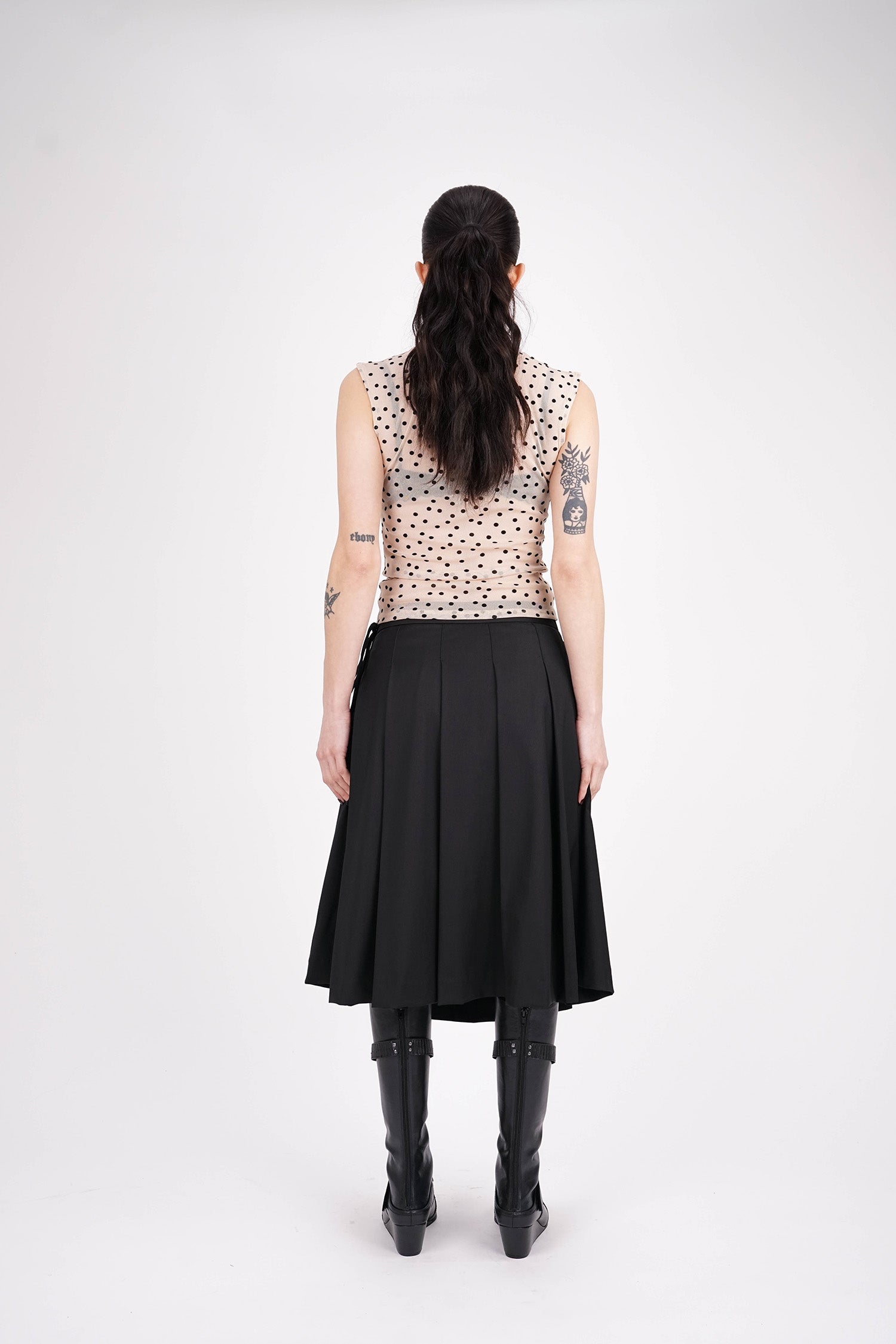 ESS.BEE - Pleated Skirt - Black