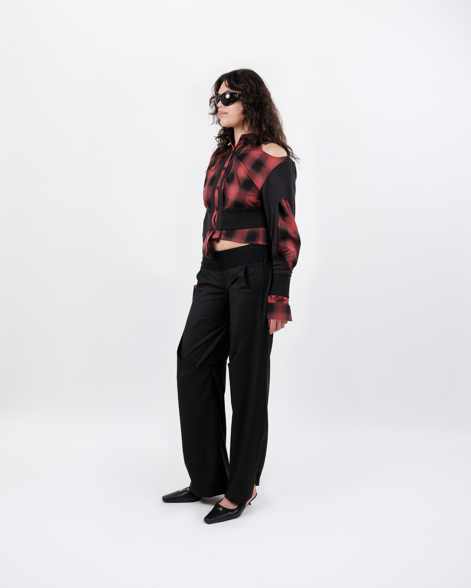 Karlaidlaw - Take Me Apart Cardigan - Red