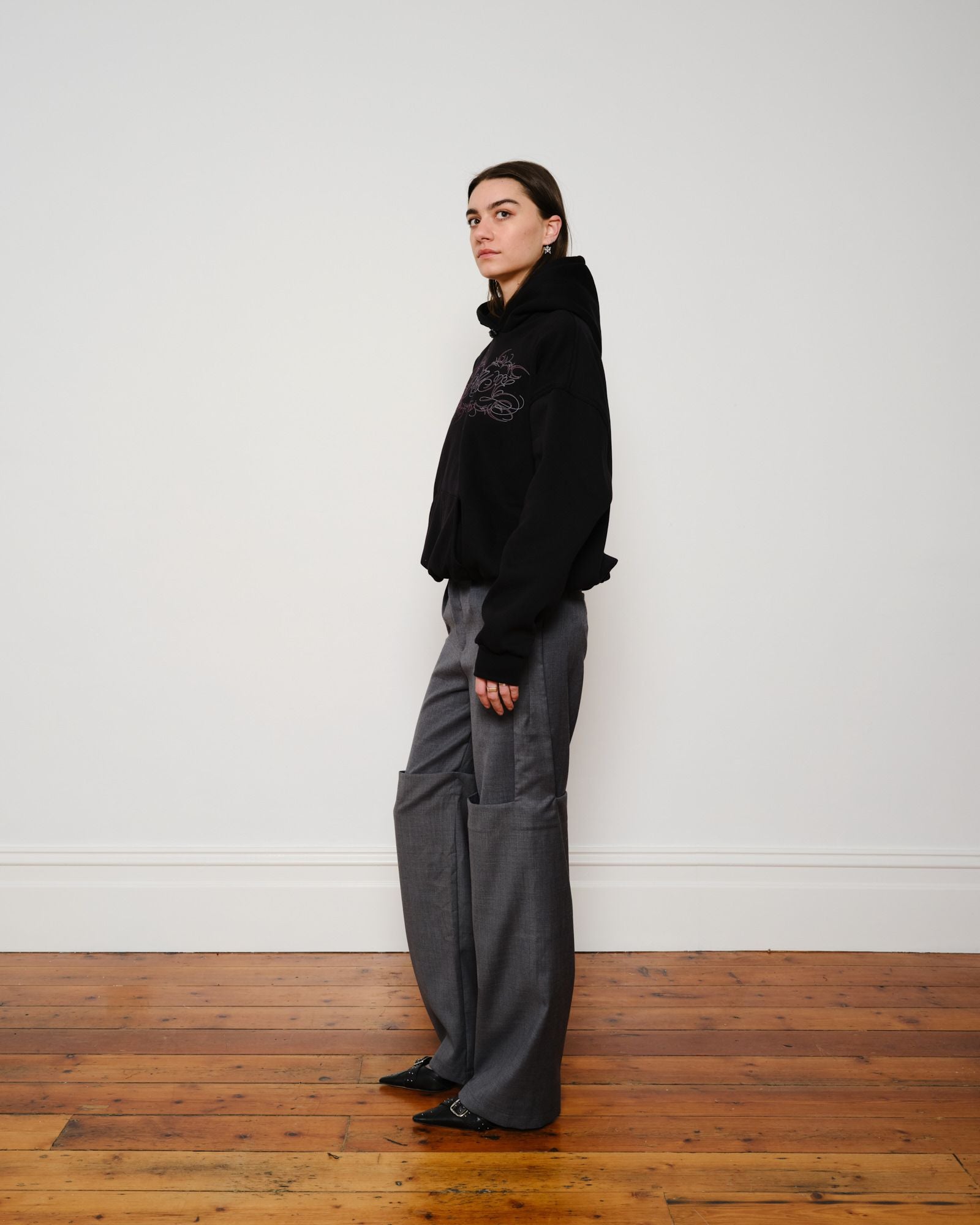 KAHE -The Cut Me Short Pant - Grey